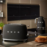 SMEG 2 Slice Toaster with 6 Presets and Defrost Function and Removable Crumb Tray TSF01RDUS, RED