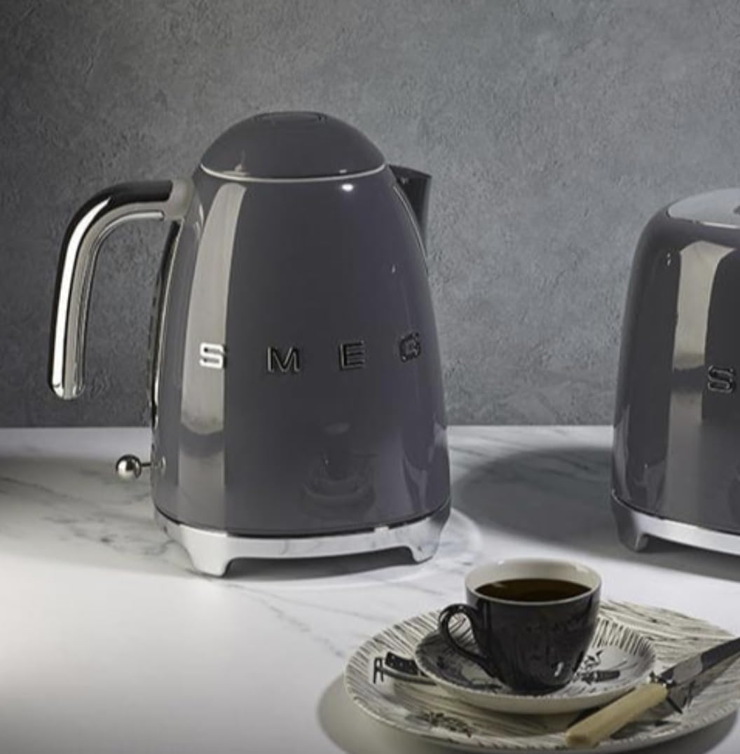 SMEG 50's Retro Style 7 Cup Electric Water Kettle with Automatic Shutoff, Removable Base, and Water Indicator, KLF03CHMUS, Matte Campagne