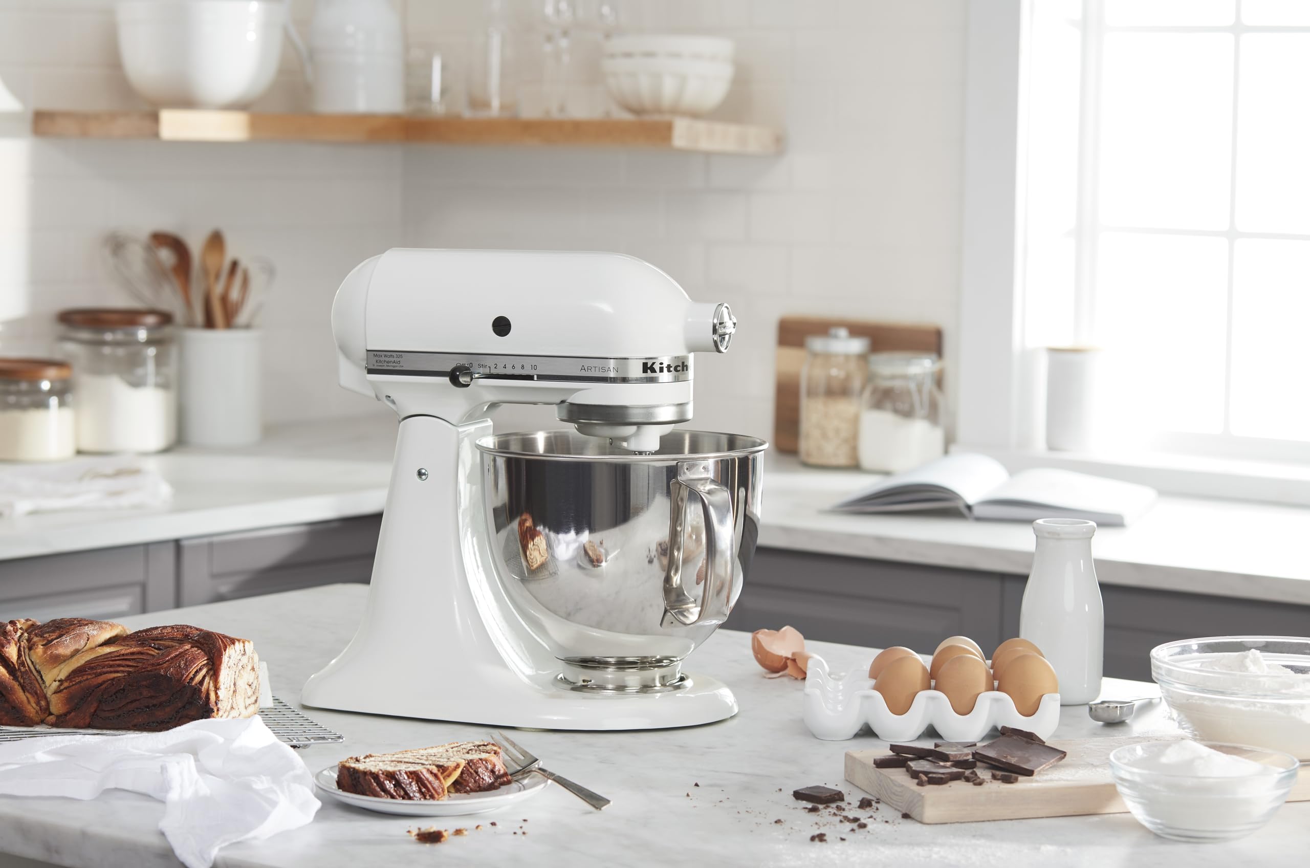 KitchenAid Artisan Series 5 Quart Tilt Head Stand Mixer with Pouring Shield KSM150PS, Milkshake