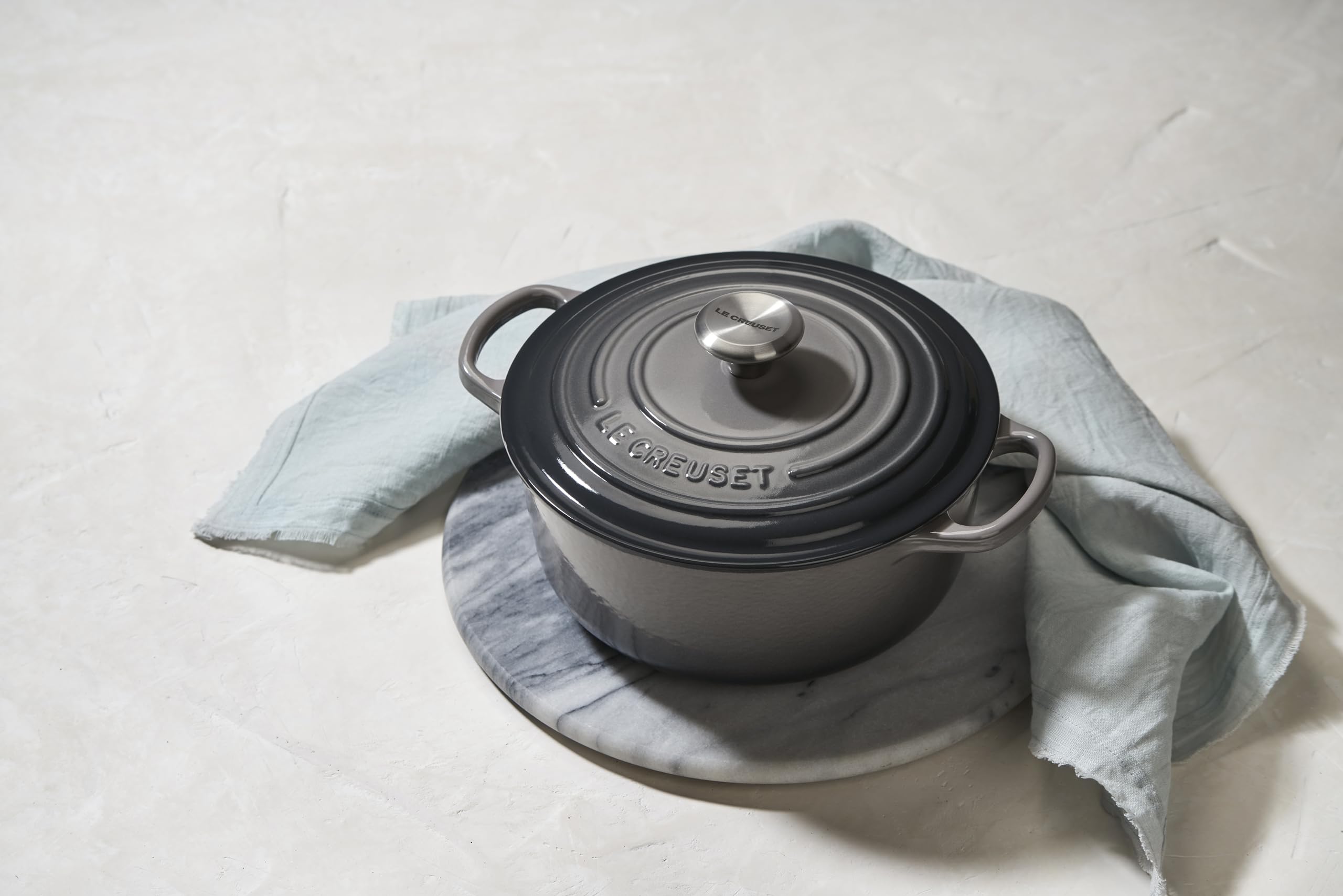 Le Creuset Enameled Cast Iron Signature Round Dutch Oven, 7.25 qt., Cerise