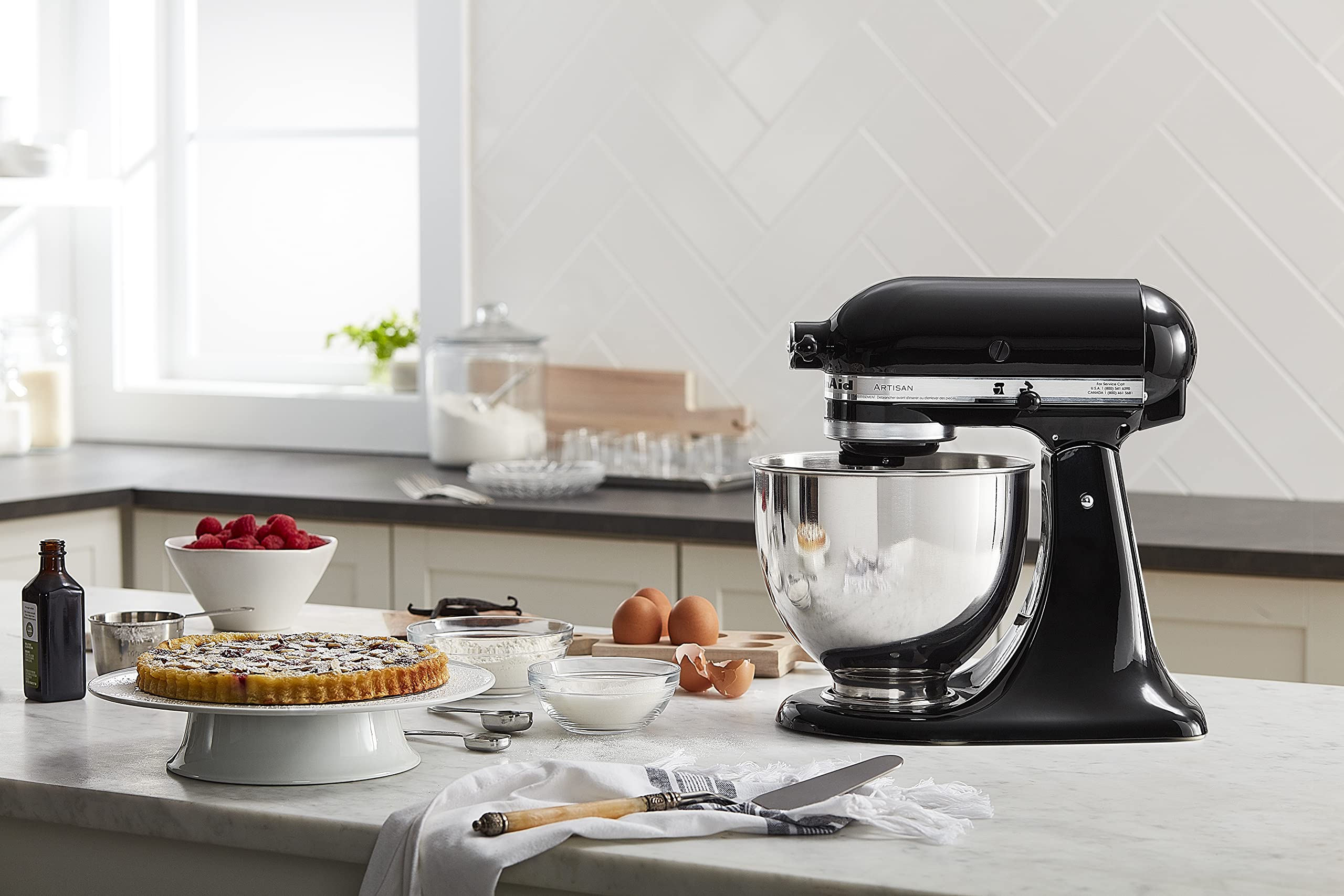 KitchenAid Artisan Series 5 Quart Tilt Head Stand Mixer with Pouring Shield KSM150PS, Milkshake