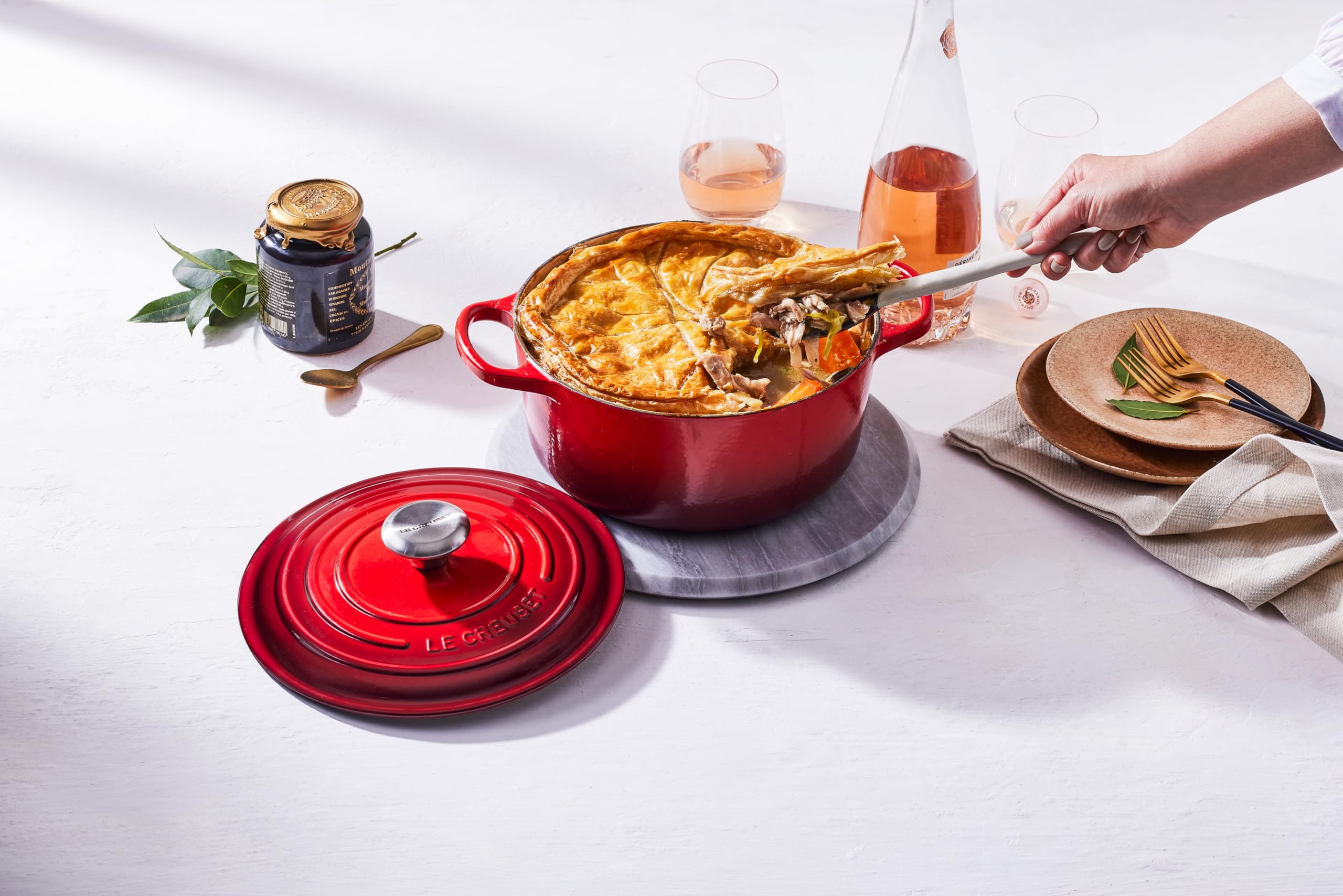 Le Creuset Enameled Cast Iron Signature Round Dutch Oven, 7.25 qt., Cerise