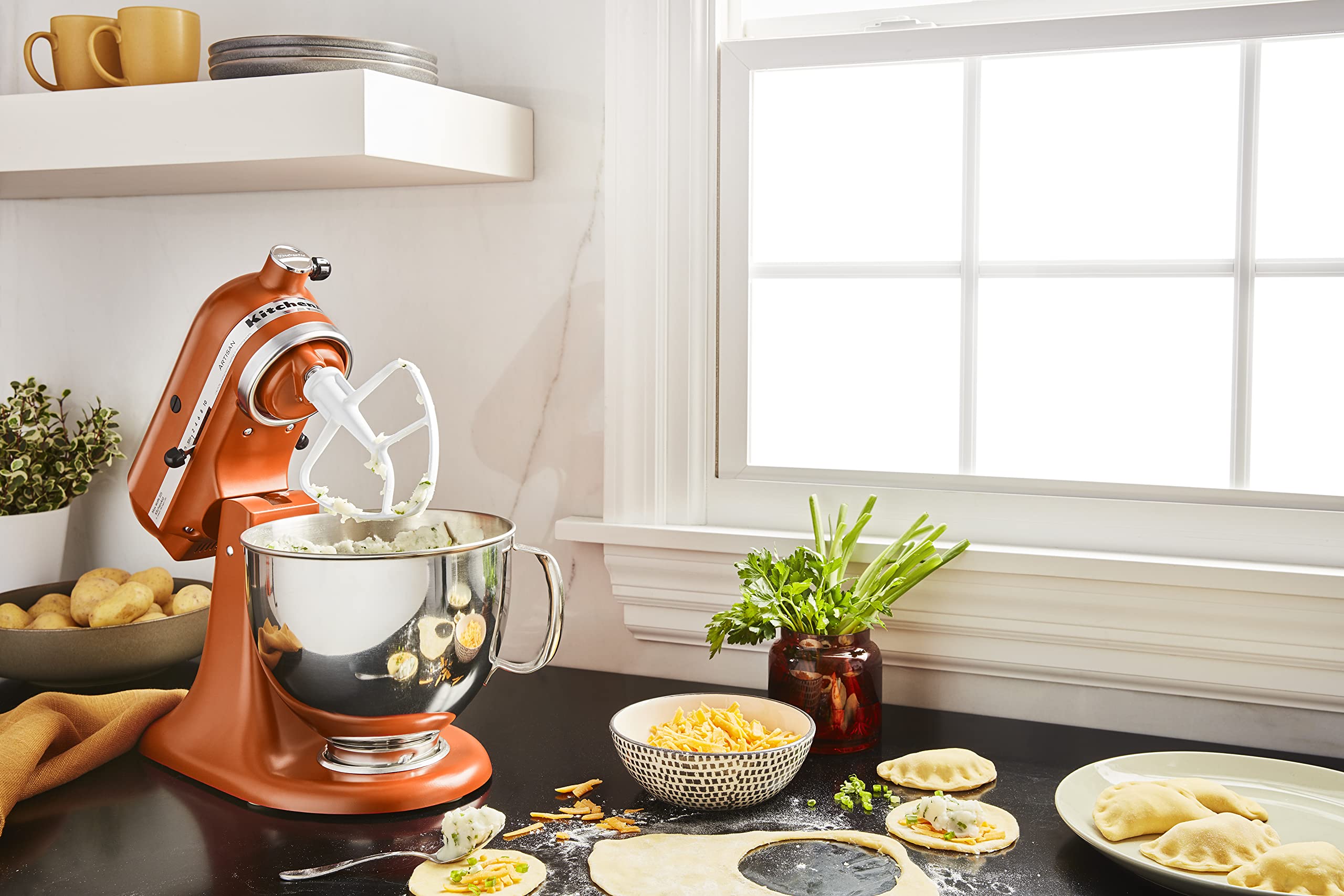 KitchenAid Artisan Series 5 Quart Tilt Head Stand Mixer with Pouring Shield KSM150PS, Milkshake